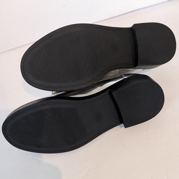 A New Day Women's Silver Slip on Memory Foam Loafers Flats Size 6.5 & 8 - Picture 6 of 6